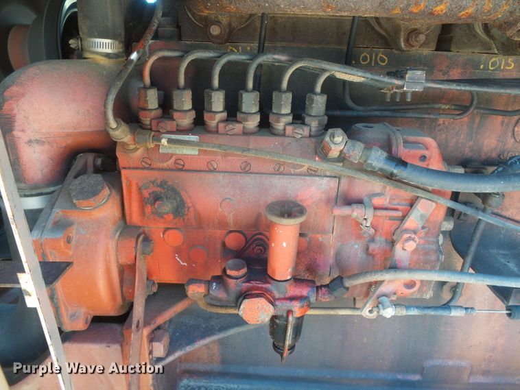 image for item DD0441 1973 Case 1370  tractor