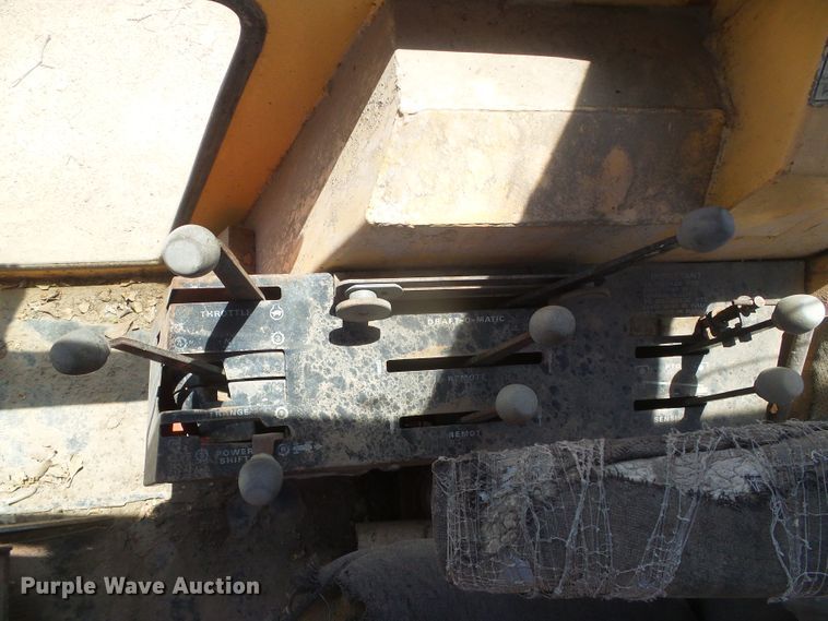 image for item DD0441 1973 Case 1370  tractor