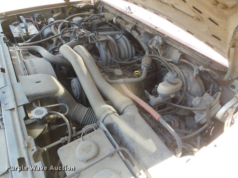 image for item DD0442 1991 Ford F150  pickup truck