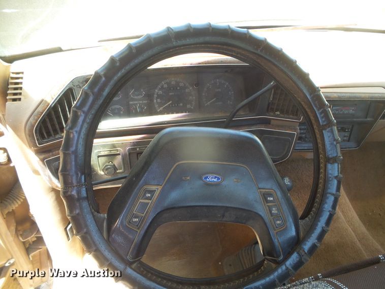 image for item DD0442 1991 Ford F150  pickup truck