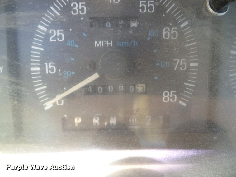 image for item DD0442 1991 Ford F150  pickup truck