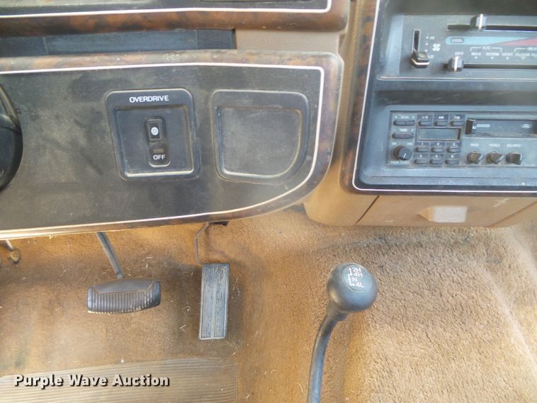 image for item DD0442 1991 Ford F150  pickup truck