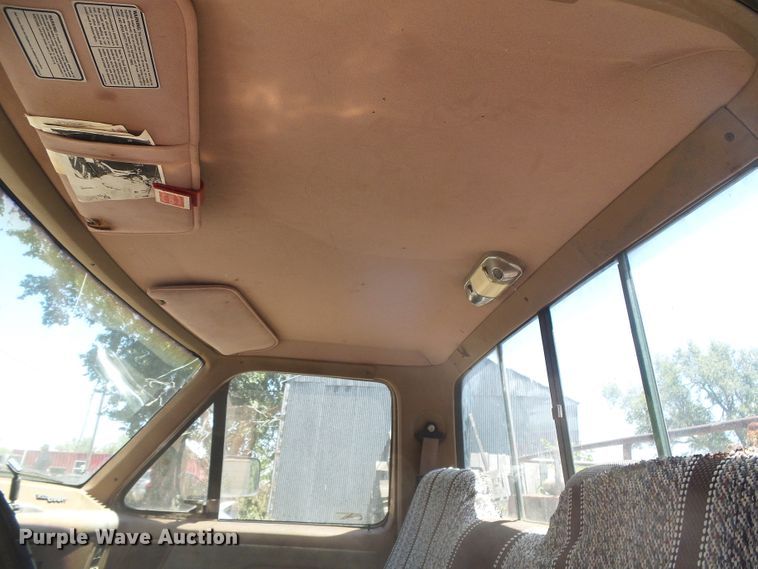 image for item DD0442 1991 Ford F150  pickup truck