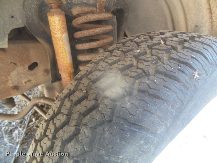 image for item DD0442 1991 Ford F150  pickup truck