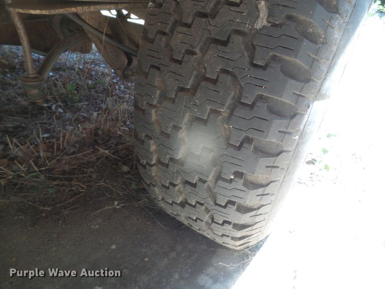 image for item DD0442 1991 Ford F150  pickup truck