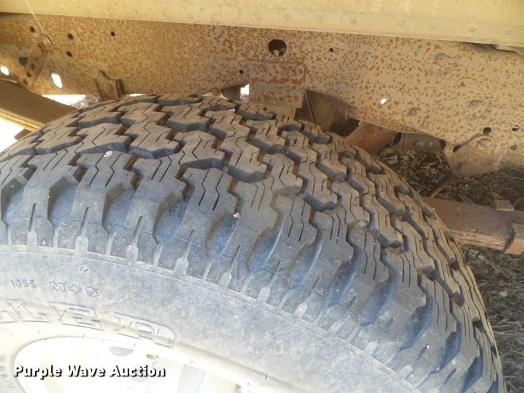 image for item DD0442 1991 Ford F150  pickup truck