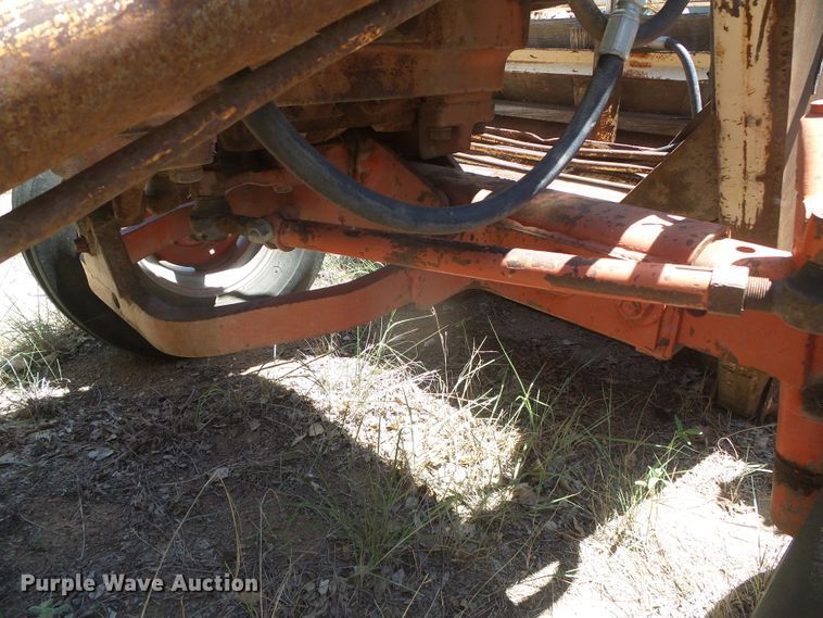 image for item DD0444 1970 Case 970  tractor