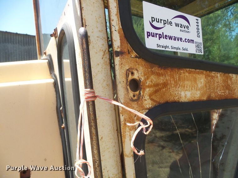 image for item DD0444 1970 Case 970  tractor