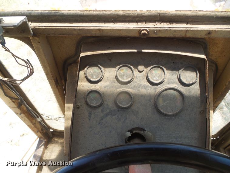 image for item DD0444 1970 Case 970  tractor