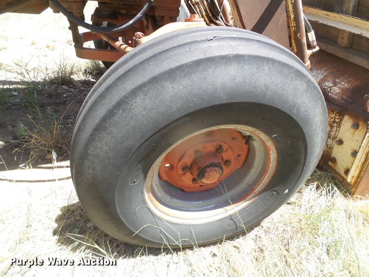 image for item DD0444 1970 Case 970  tractor