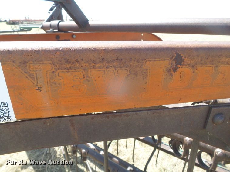 image for item DD0446 New Idea hay rake