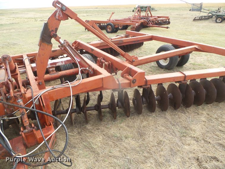 image for item DD0449 Bush Hog 1450 tandem disk