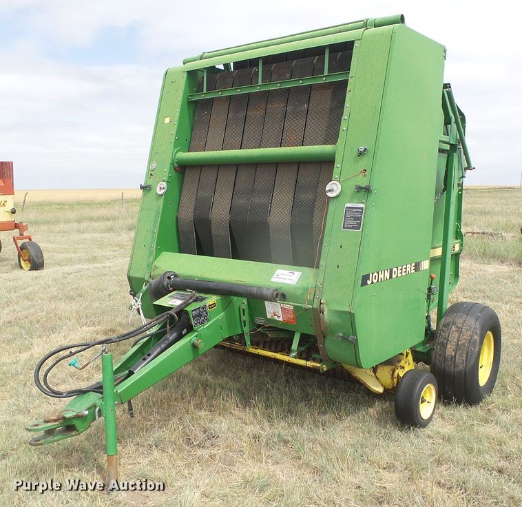 image for item DD0451 1991 John Deere 535  round baler