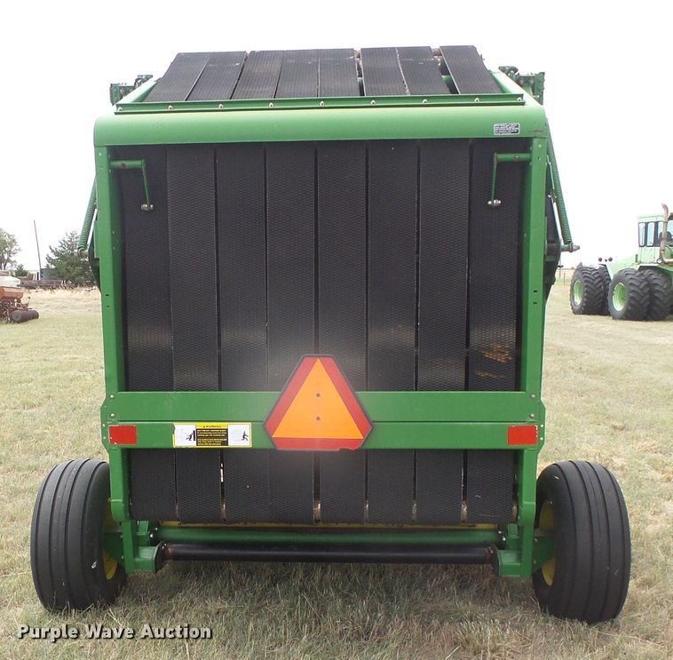 image for item DD0451 1991 John Deere 535  round baler