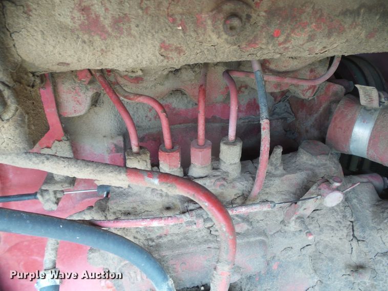 image for item DD0452 New Holland 1112  windrower