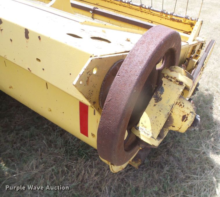 image for item DD0452 New Holland 1112  windrower