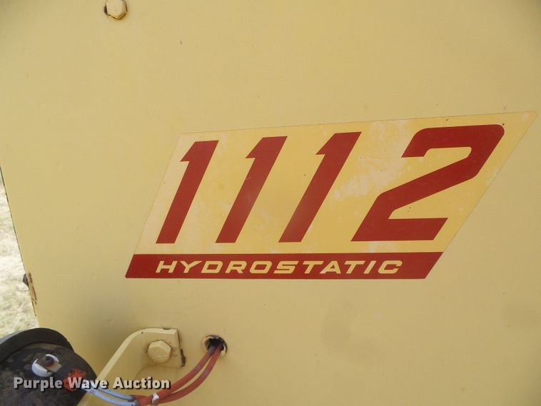 image for item DD0452 New Holland 1112  windrower