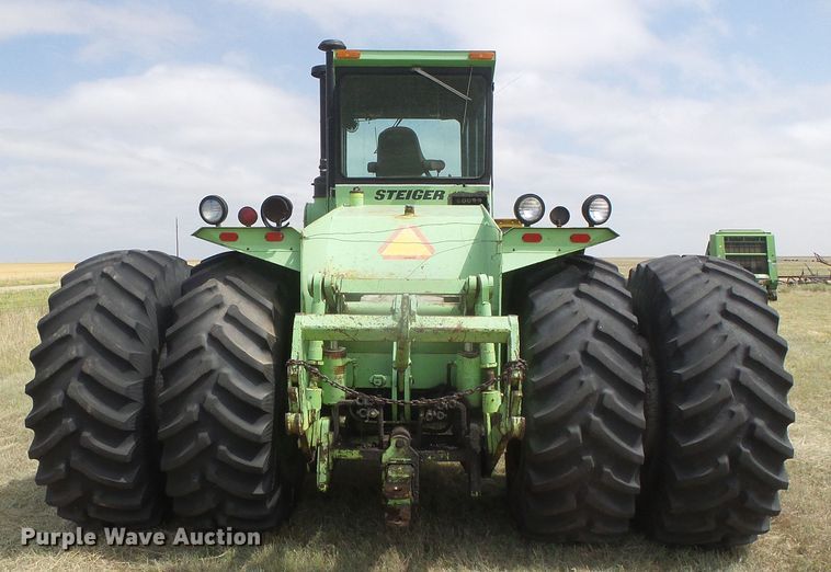 image for item DD0453 1976 Steiger Panther III ST310  4WD tractor