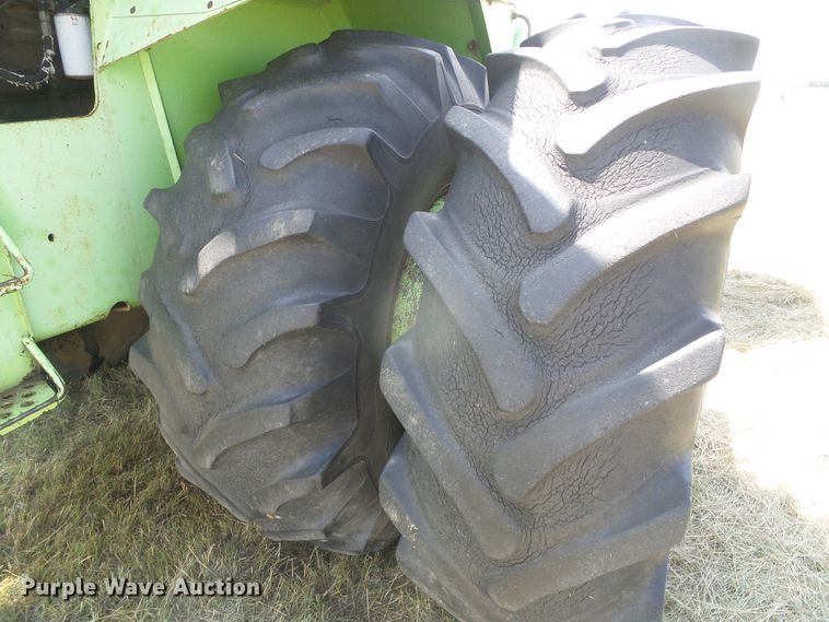 image for item DD0453 1976 Steiger Panther III ST310  4WD tractor