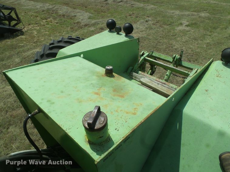 image for item DD0453 1976 Steiger Panther III ST310  4WD tractor