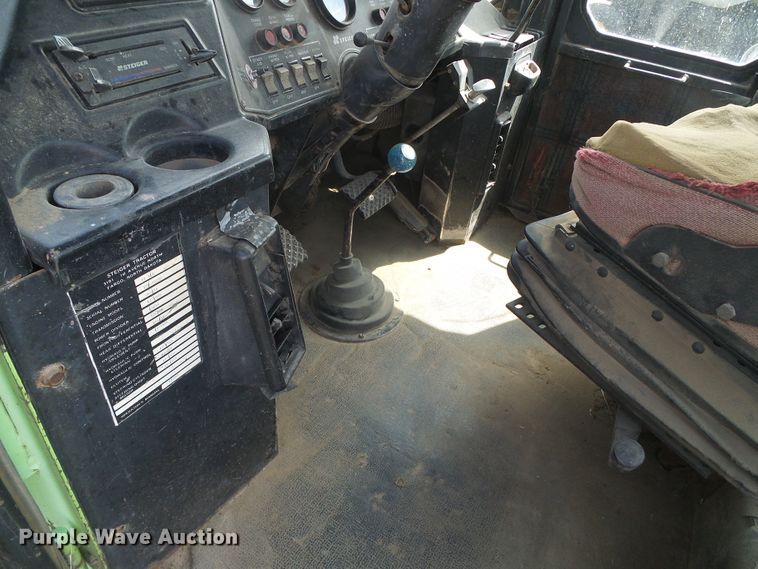 image for item DD0453 1976 Steiger Panther III ST310  4WD tractor