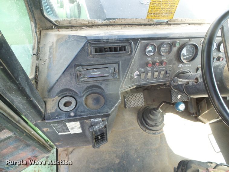 image for item DD0453 1976 Steiger Panther III ST310  4WD tractor
