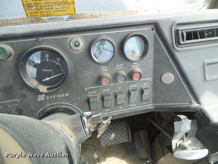 image for item DD0453 1976 Steiger Panther III ST310  4WD tractor