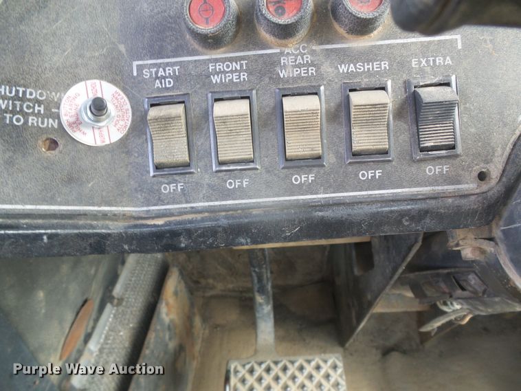 image for item DD0453 1976 Steiger Panther III ST310  4WD tractor