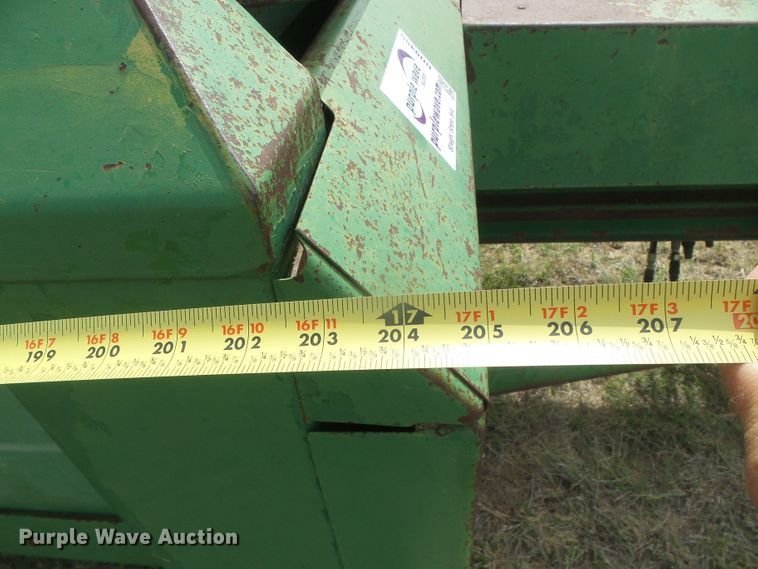 image for item DD0455 John Deere 785 manure spreader