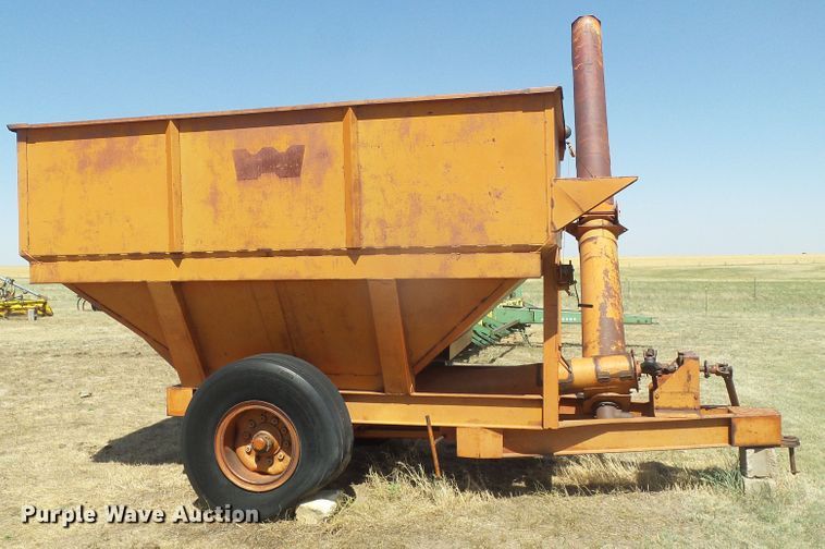 image for item DD0460 Grain cart