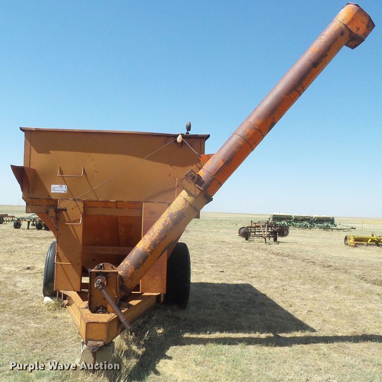 image for item DD0460 Grain cart