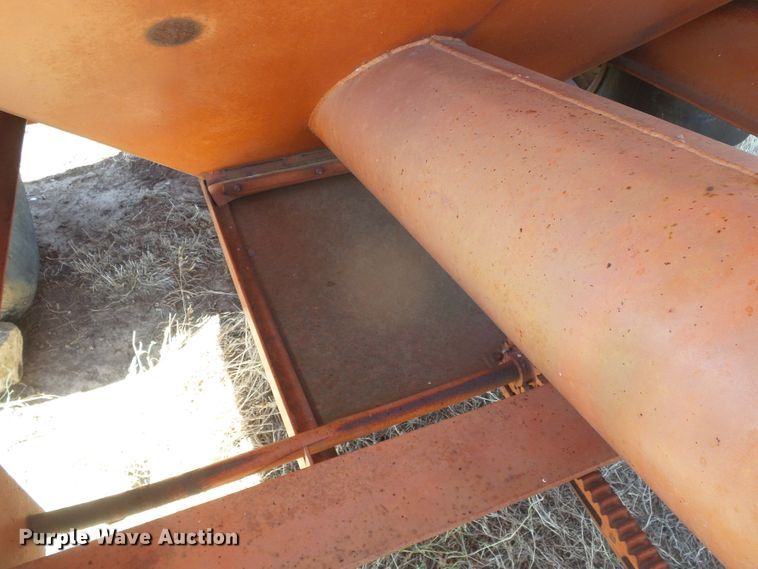image for item DD0460 Grain cart