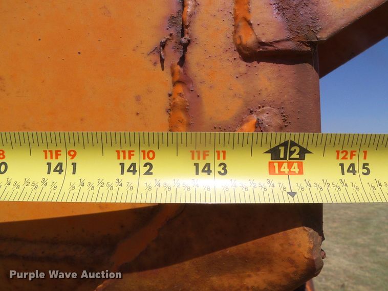 image for item DD0460 Grain cart