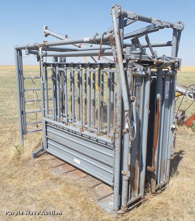 image for item DD0463 Pearson 032 livestock chute