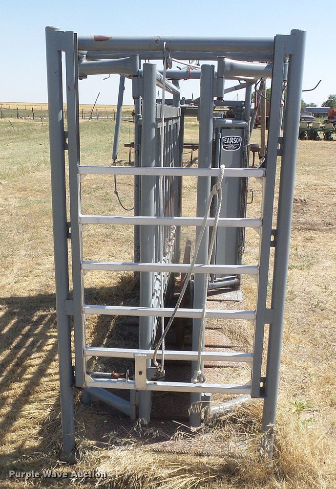 image for item DD0463 Pearson 032 livestock chute