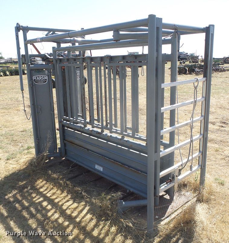 image for item DD0463 Pearson 032 livestock chute