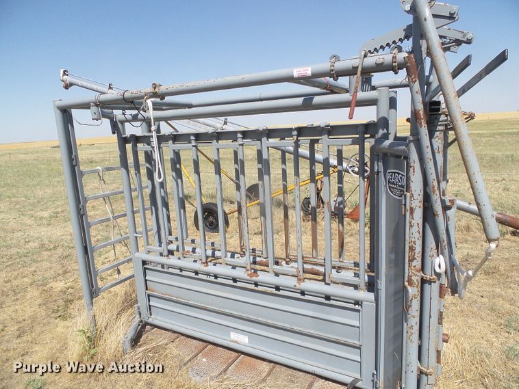 image for item DD0463 Pearson 032 livestock chute