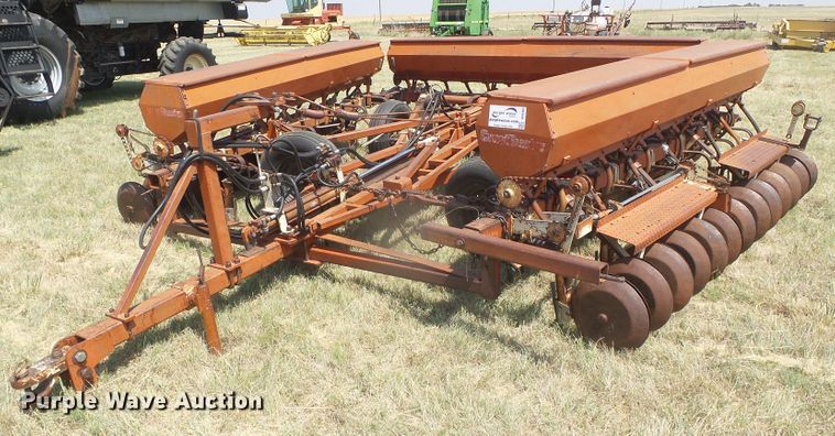image for item DD0465 CrustBuster hoe grain drill