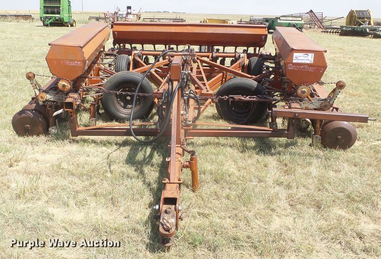 image for item DD0465 CrustBuster hoe grain drill