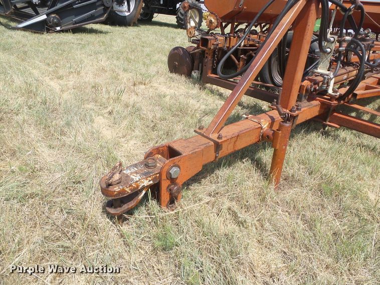 image for item DD0465 CrustBuster hoe grain drill