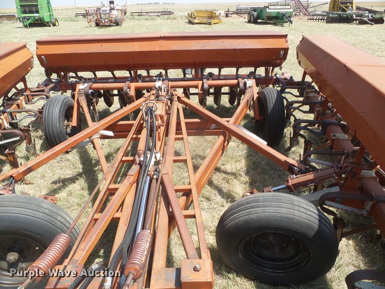 image for item DD0465 CrustBuster hoe grain drill