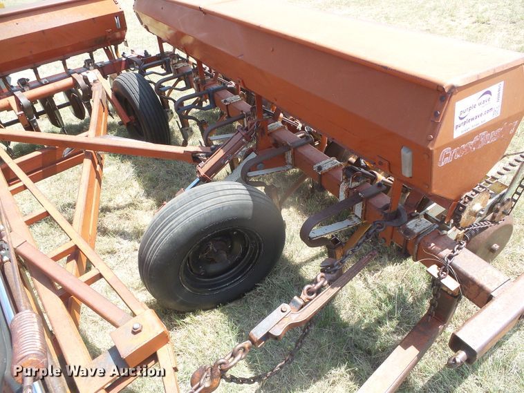 image for item DD0465 CrustBuster hoe grain drill