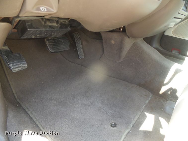 image for item DD0467 1998 Lincoln Town Car Signature