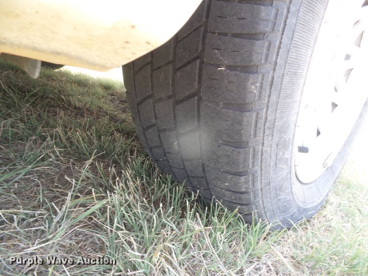 image for item DD0467 1998 Lincoln Town Car Signature