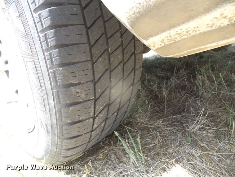 image for item DD0467 1998 Lincoln Town Car Signature