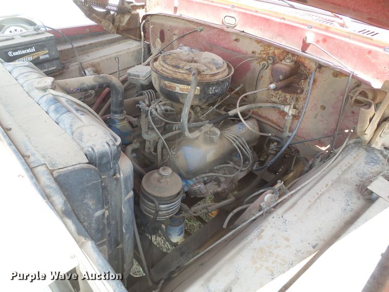 image for item DD0468 1971 Ford 600  dump flatbed truck