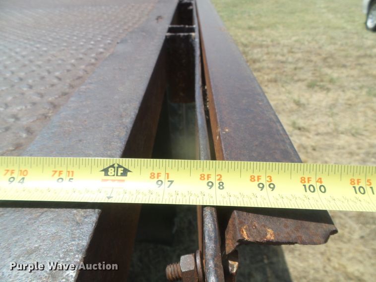 image for item DD0468 1971 Ford 600  dump flatbed truck