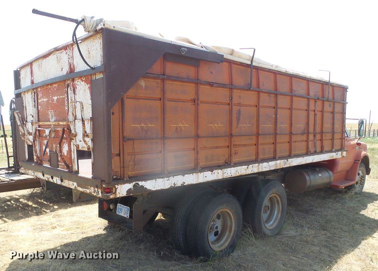 image for item DD0469 1970 Chevrolet C50  grain truck