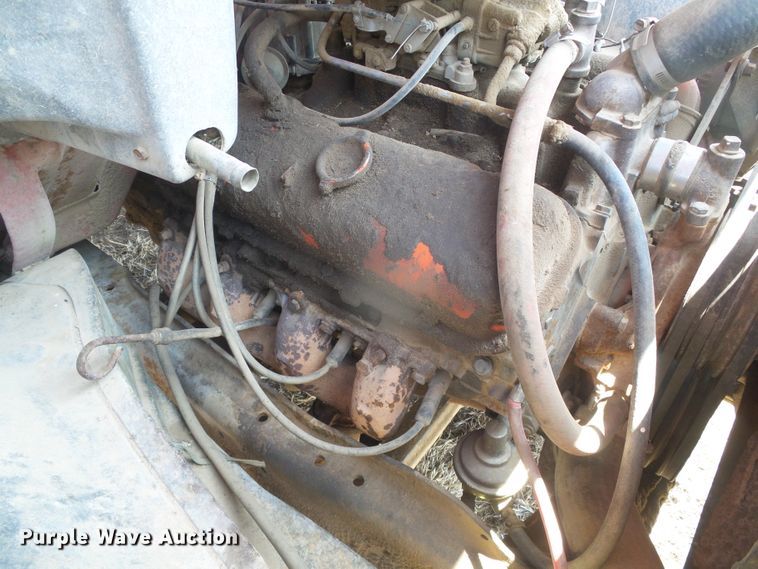 image for item DD0469 1970 Chevrolet C50  grain truck