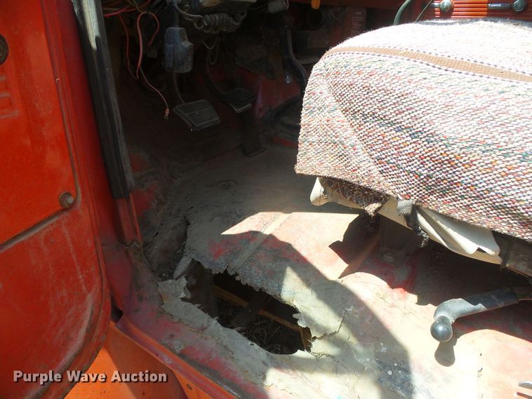 image for item DD0469 1970 Chevrolet C50  grain truck